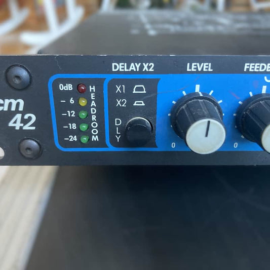 Lexicon Lexicon 80er Lexicon PCM 42 Digital Delay Processor Blue - Reverb