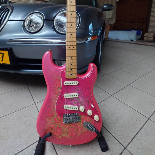 Fender Fender Paisley Stratocaster 72 Made.in Japan Pink Paisley - Reverb