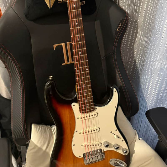 Squier Squier Stratocaster Sunburst - Reverb
