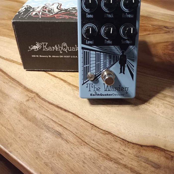 EarthQuaker Devices Warden Optical Compressor V...
