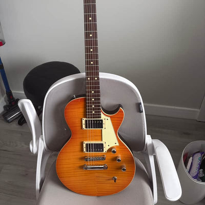 Reverend Reverend Roundhouse Honey Flame Maple B-Stock - Offerta BSTOCK