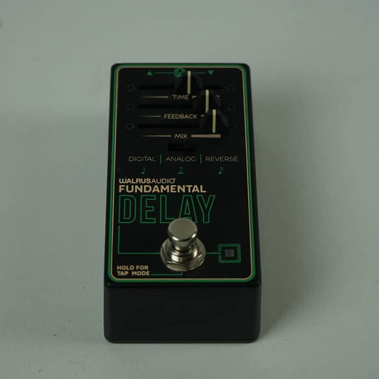 Walrus Audio Walrus Audio Fundamental Delay Black / Green - Reverb