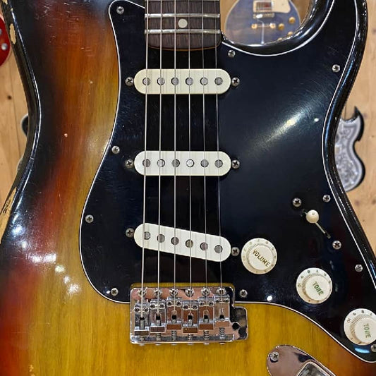Fender Fender Stratocaster 3-Color Sunburst Ex Demo 3-Color Sunb... - Reverb