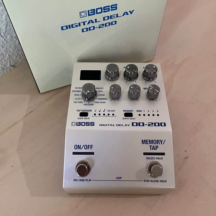 Boss DD-200 Digital Delay Silver