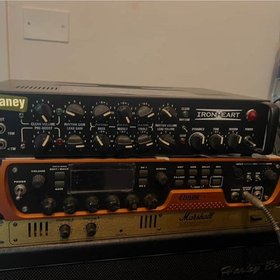 Laney Laney 2010s Laney IRT-Studio Ironheart Rackmount Tube Guitar Amp Hea... B-Stock - Offerta BSTOCK