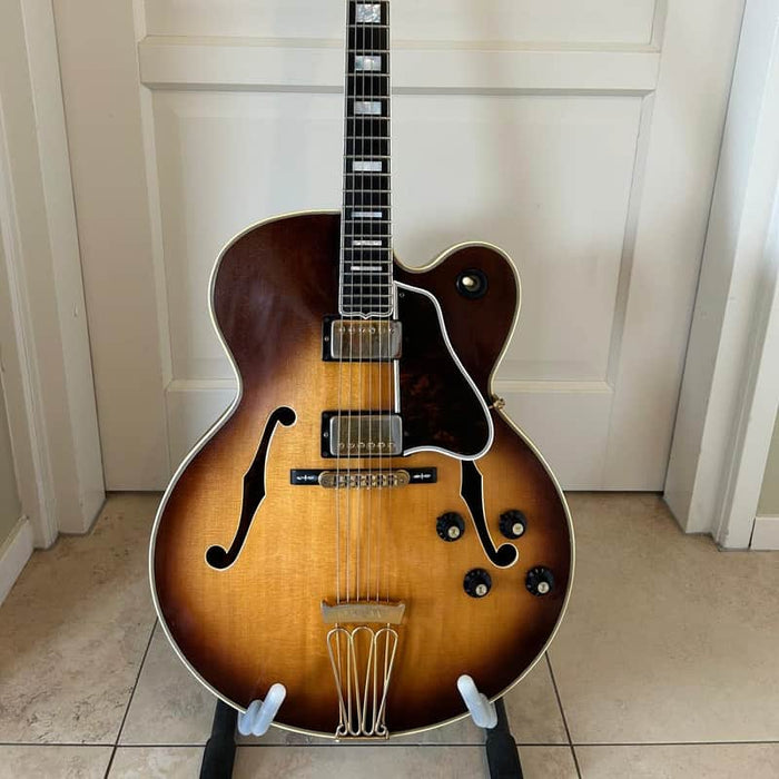 Gibson Approx. 1969 Gibson Byrdland Sunburst