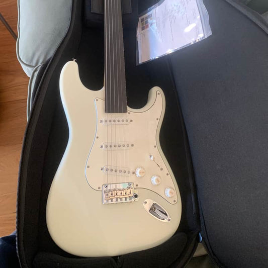 Suhr Suhr Classic s Antique SSS Olympic White - Reverb