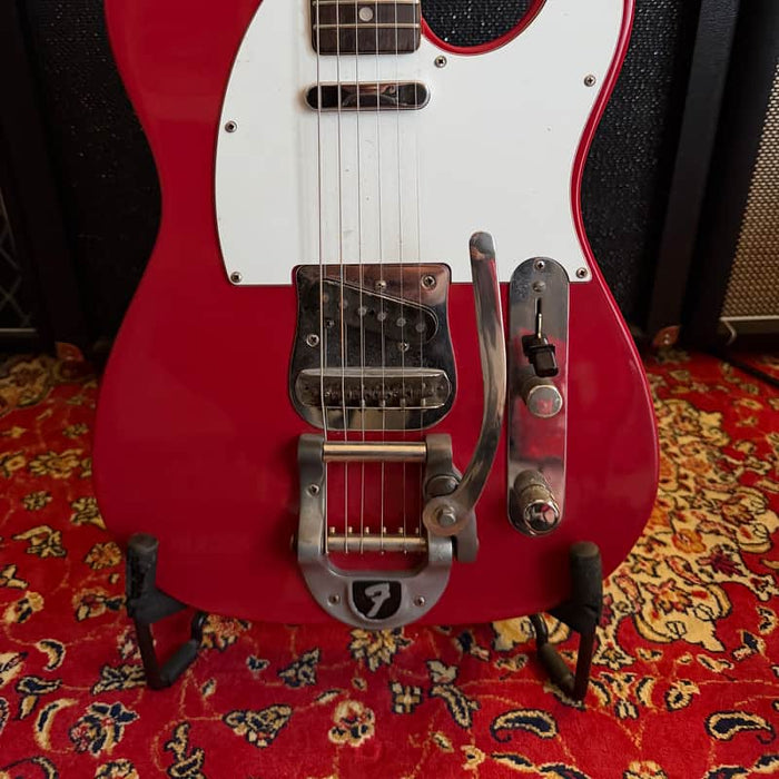 Fender Telecaster Factory Bigsby Dakota red