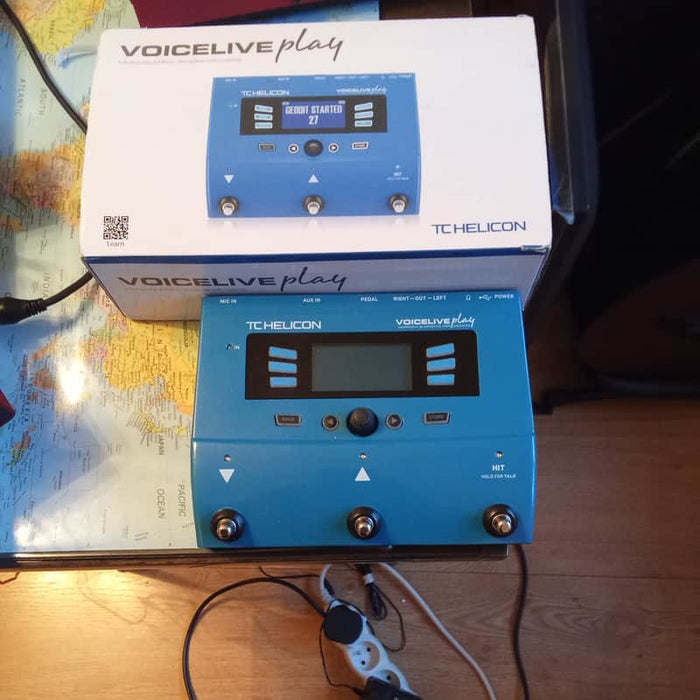 TC Helicon VoiceLive Play Blue