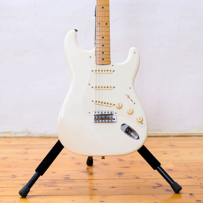 Squier MIJ Curent Series CST JV Stratocaster with ...