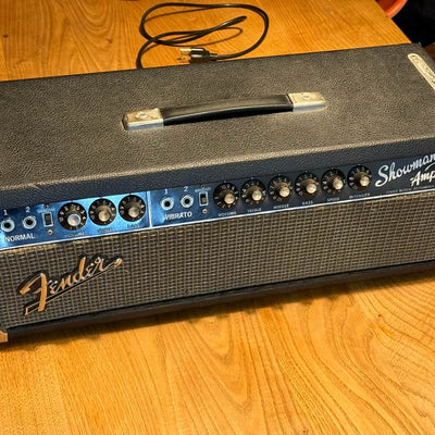 Fender Fender Showman 2-Channel 85-Watt Guitar Amp Head B... B-Stock - Offerta BSTOCK