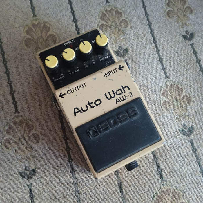 Boss AW-2 Auto Wah Yellow