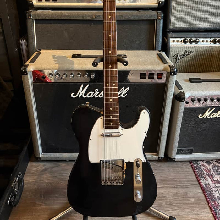 Fender Telecaster with Rosewood Fretboard Black Refin
