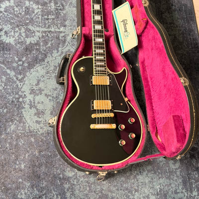 Gibson Les Paul Custom with Maple Fretboard Ebony