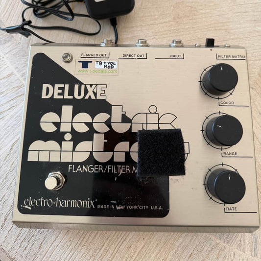Electro-Harmonix Electro-Harmonix Deluxe Electric Mistress V1 Silve... - Reverb