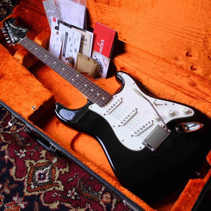 Fender 2010s Fender FSR American Vintage '70s Stratocaster with Match...