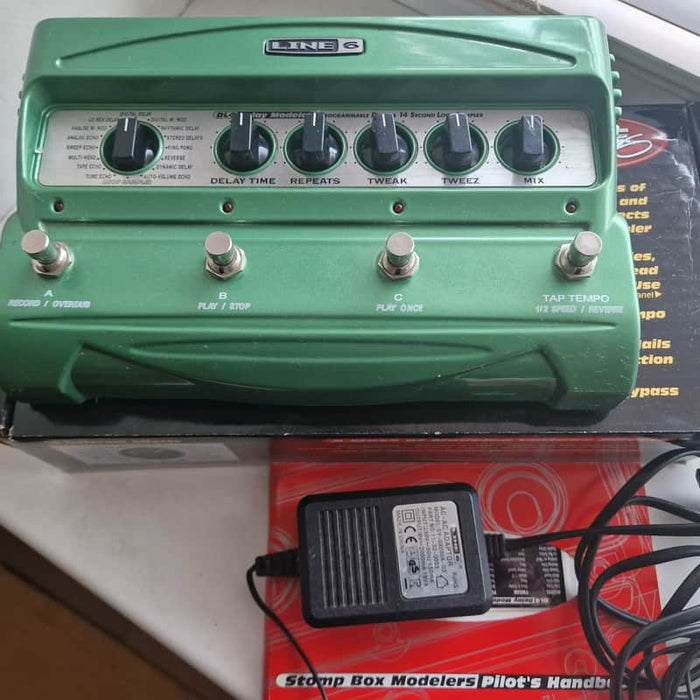 Line 6 DL4 Delay Modeler Green