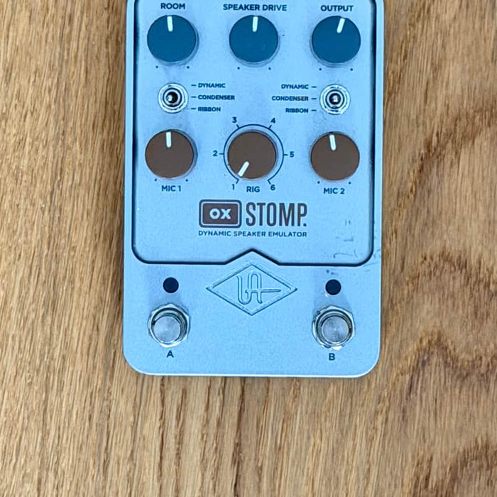 Universal Audio OX Stomp Dynamic Speaker Emulat...