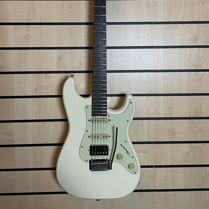 Schecter Nick Johnston Traditional HSS AS Atomic Snow