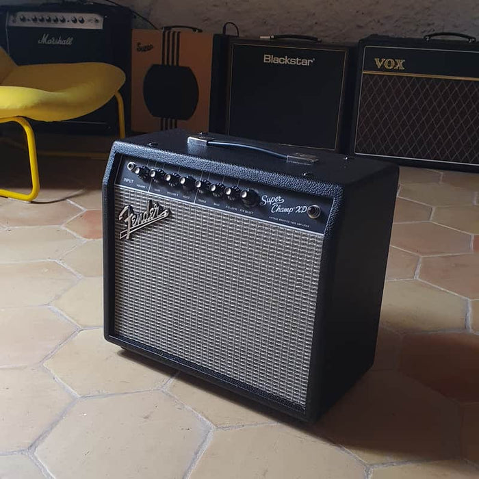Fender Super Champ XD 2-Channel 15-Watt 1x10