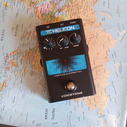 TC Helicon TC Helicon VoiceTone C1 Black - Reverb
