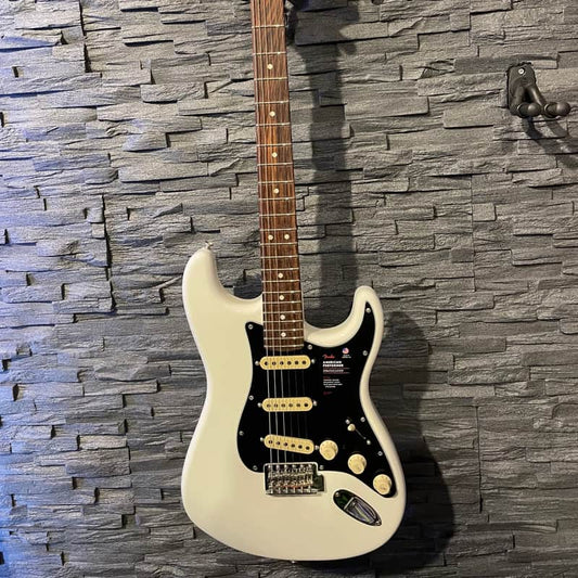 Fender Fender American Performer Stratocaster with Ros... - Reverb