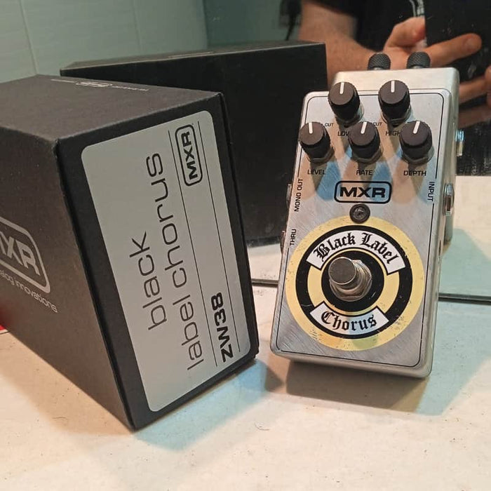 MXR 2010s MXR ZW38 Zakk Wylde Black Label Chorus Graphic