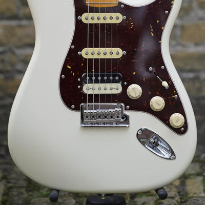 Fender Fender American Professional II Stratocaster HSS Olympic ... B-Stock - Offerta BSTOCK