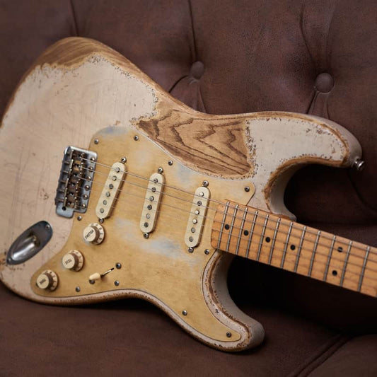 Rossi Guitars Rossi Guitars Stella nitro trans white heavy relic - Reverb