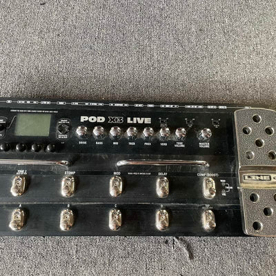Line 6 Line 6 POD X3 Live Multi-Effect and Amp Modeler Black B-Stock - Offerta BSTOCK