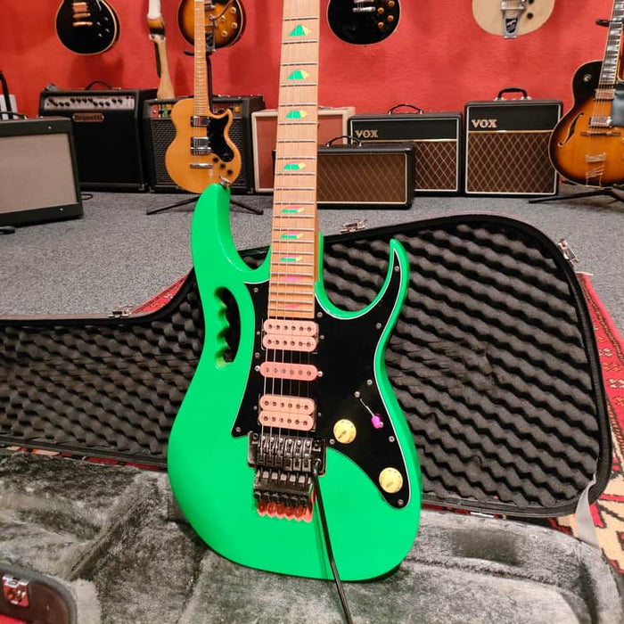 Ibanez JEM777-LG Steve Vai Signature with Edge Tre...