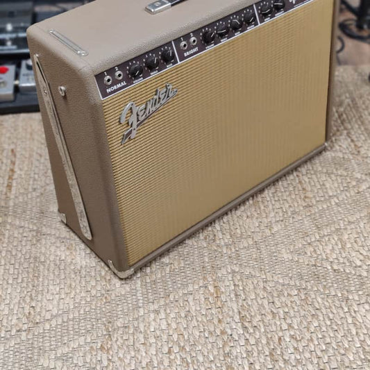 Fender Fender '63 Vibroverb Reissue 40-Watt 2x10" Guitar ... - Reverb