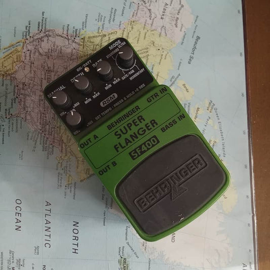 Behringer Behringer 2010s Behringer SF400 Super Flanger Green - Reverb