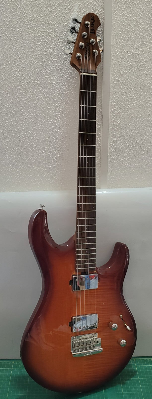Music Man Sterling by Music Man LK100 Luke Hazel Burst inkl. _3.3_4