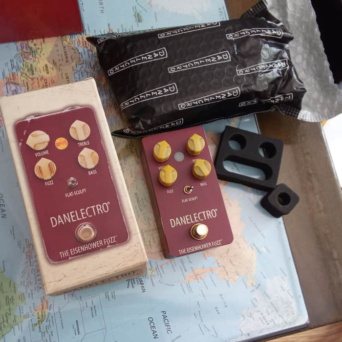 Danelectro The Eisenhower Fuzz Red