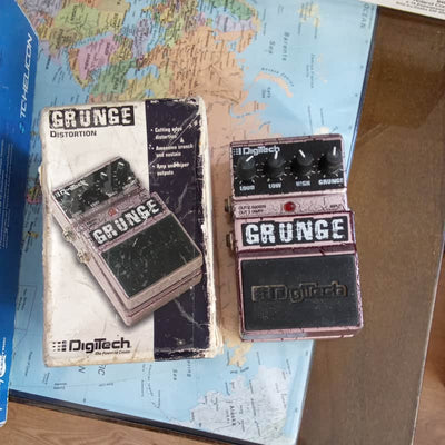 DigiTech DigiTech 2010s DigiTech Grunge Distortion Purple B-Stock - Offerta BSTOCK