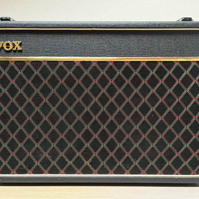 Vox Vox V15 15-Watt 2x10