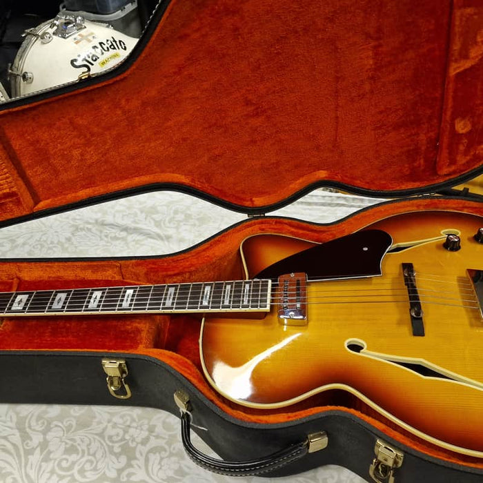 Fender Montego Sunburst