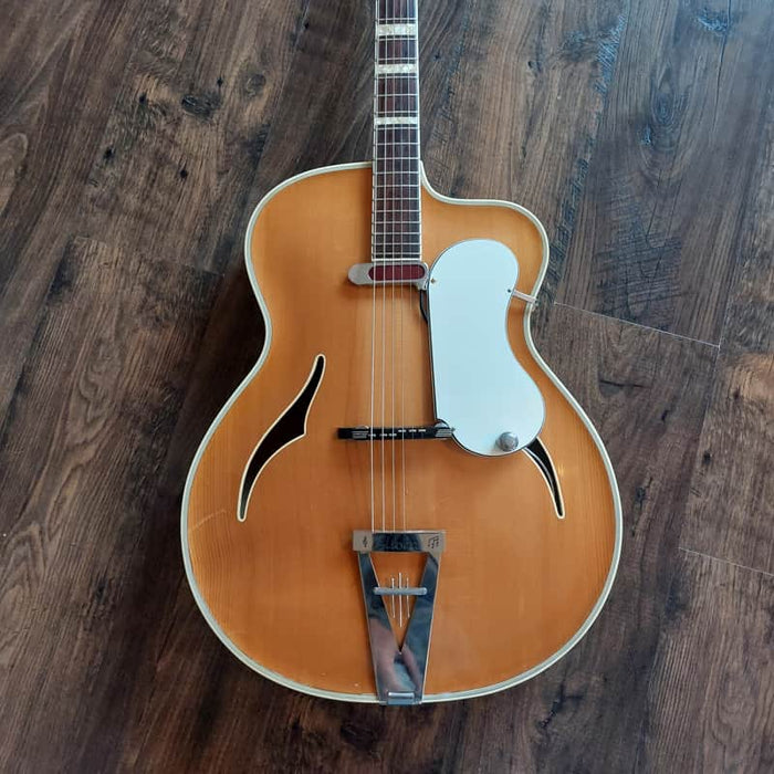 Artur Lang 50ies Artur Lang Flatcut Model Blonde